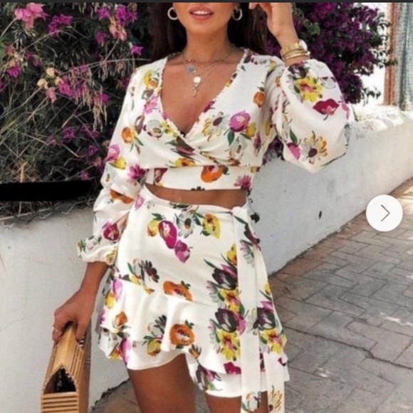 Zara Dresses & Skirts - ZARA Rare Floral Skirt Set
